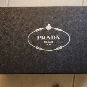 Prada box